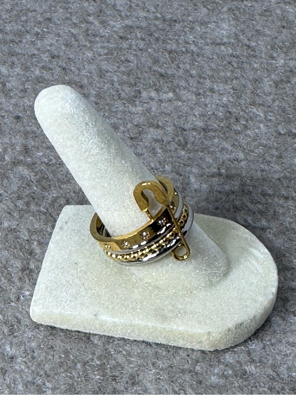 Mixed Metal Stacked with Safety Pin Ring Set Size 7